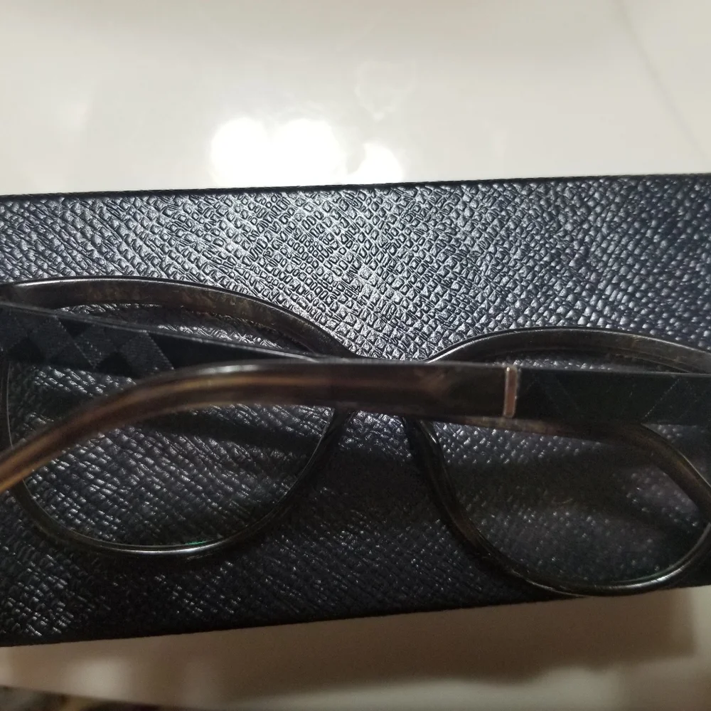 Burberry frames - Picture 2 of 8